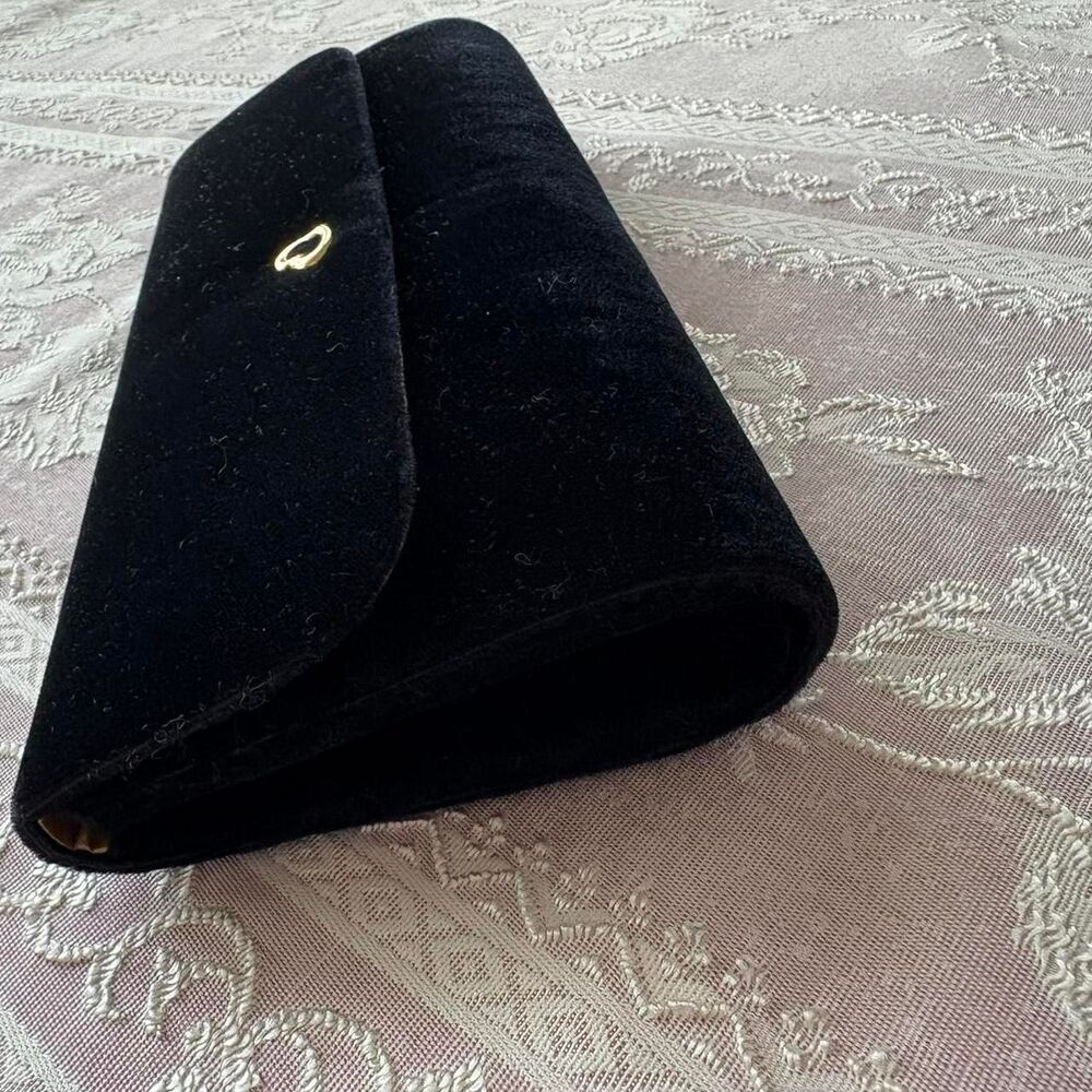 Victoria's Secret Women's Black Velvet Bag - Picture 3 of 6